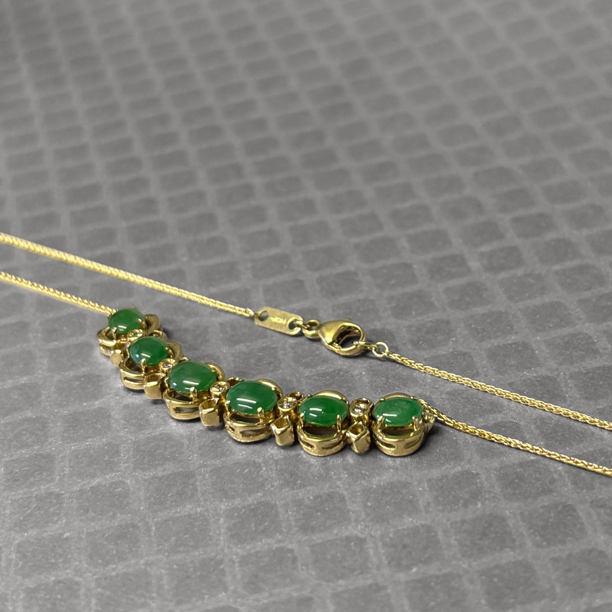 Preowned Yellow Gold Jadeite and Diamond Pendant