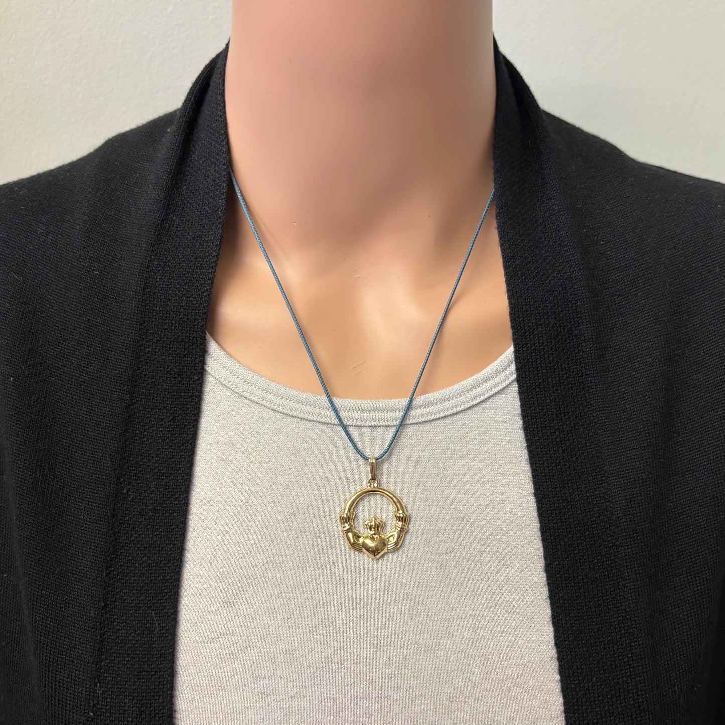 Preowned Yellow Gold Claddagh Pendant