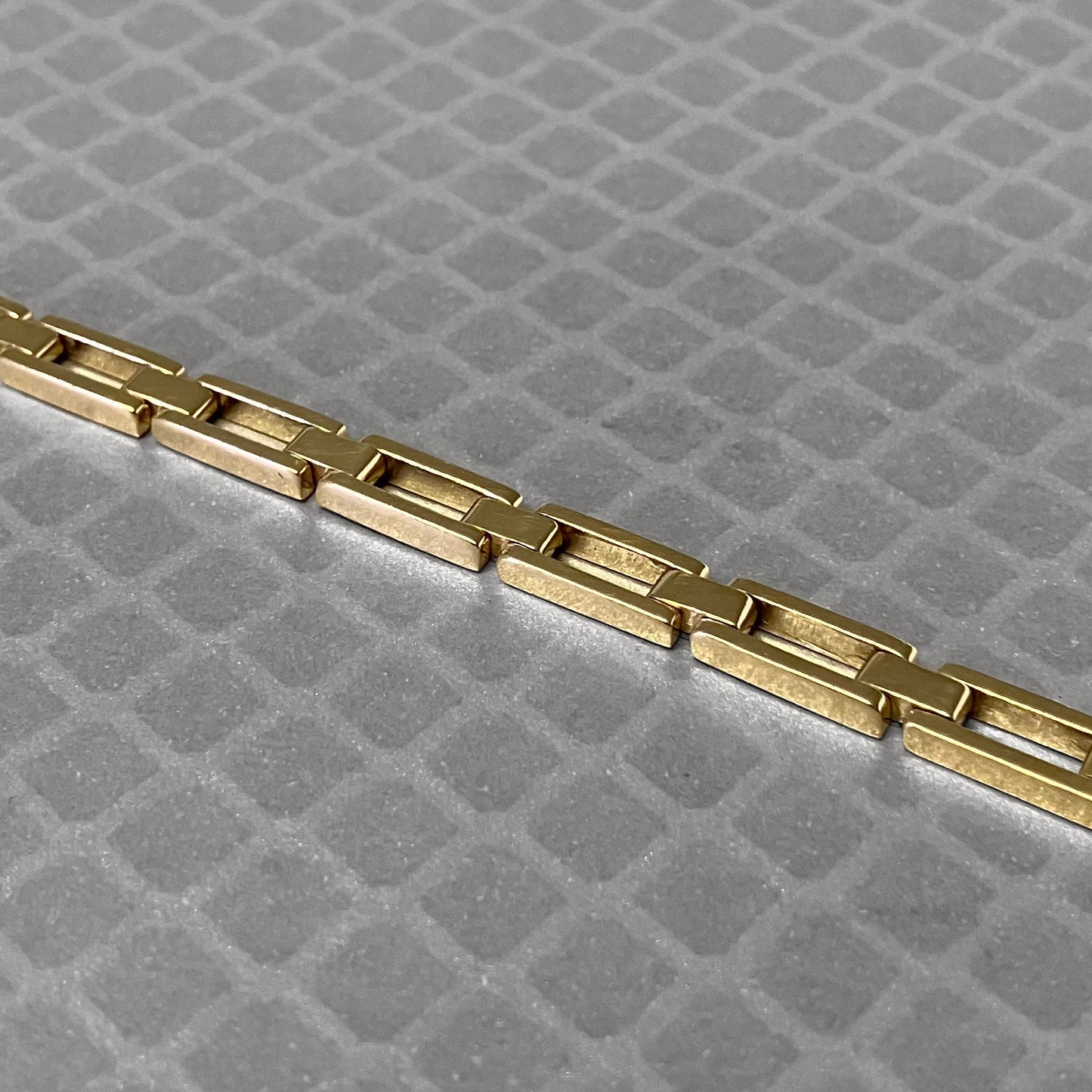 Preowned Yellow Gold Open Rectangle Link Bracelet