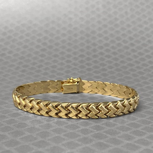 Preowned Yellow Gold Chevron Link Bracelet