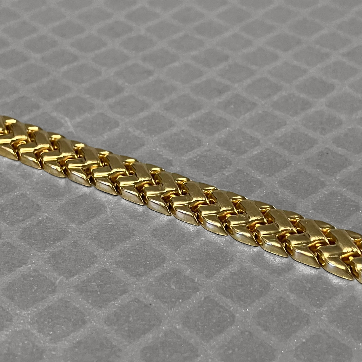 Preowned Yellow Gold Chevron Link Bracelet