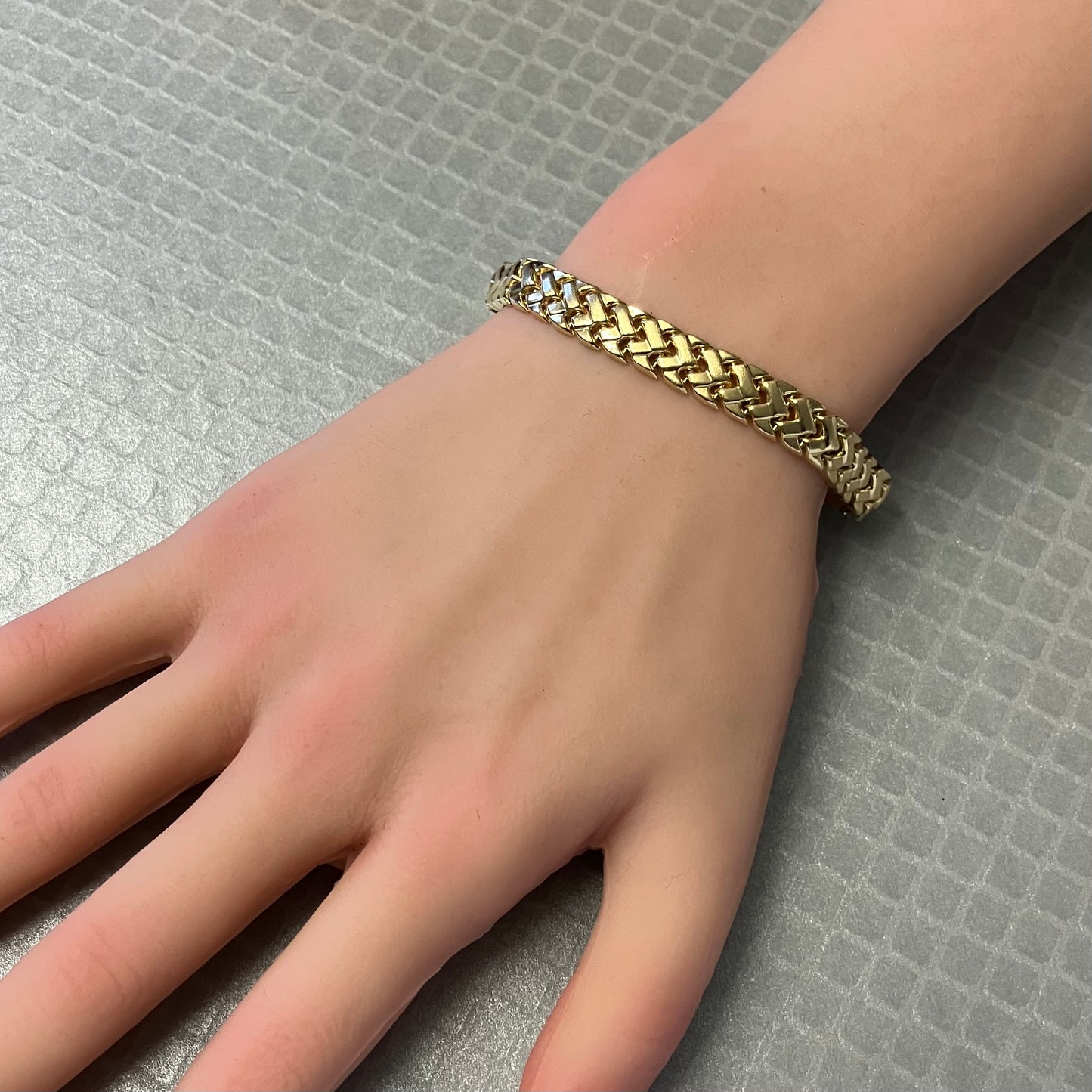 Preowned Yellow Gold Chevron Link Bracelet