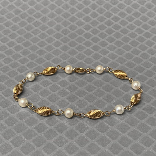 Preowned Yellow Gold Cultured Pearl and Twist Bead Bracelet