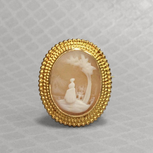 Preowned Yellow Gold and Shell Cameo Brooch