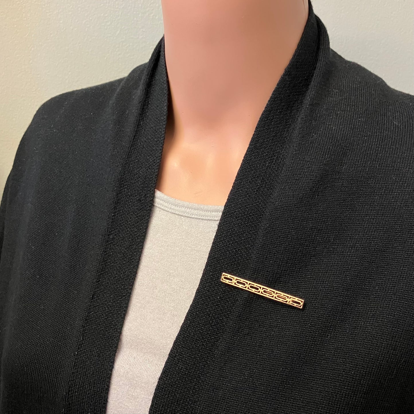 Preowned Yellow Gold Open Textured Bar Pin
