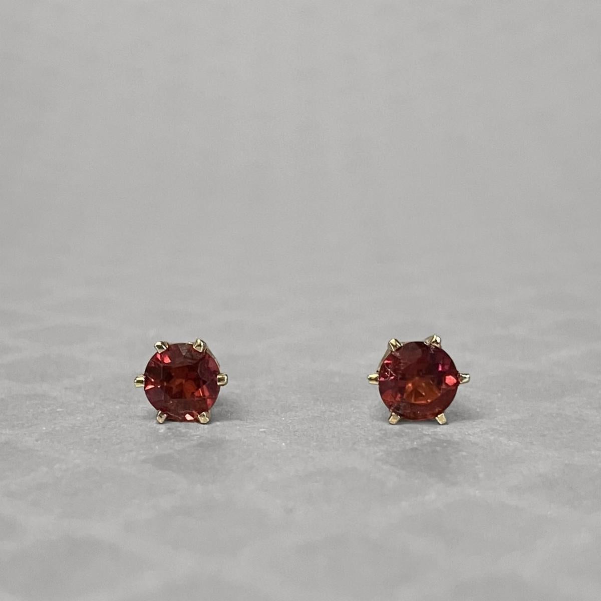 Preowned Yellow Gold and Garnet Stud Earrings