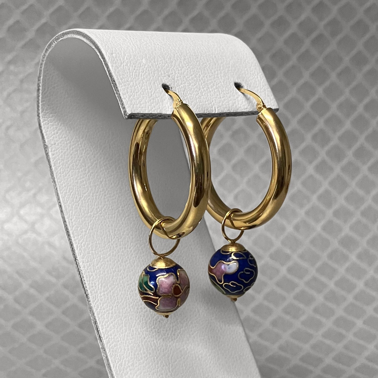 Preowned Yellow Gold Cloisonne and Malachite Interchangeable Bead Hoop Earrings