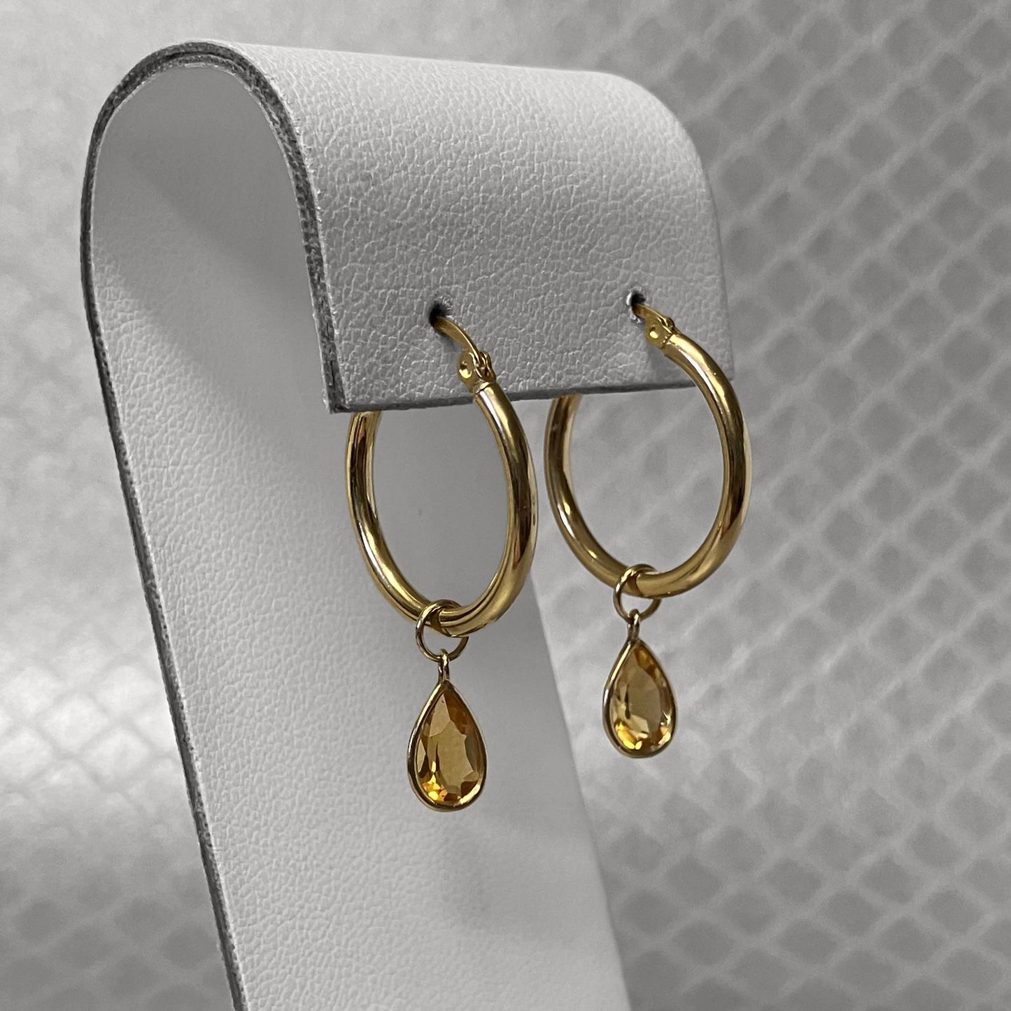 Preowned Yellow Gold Onyx, Tigers Eye, Citrine and Amethyst Interchangeable Hoop Earrings