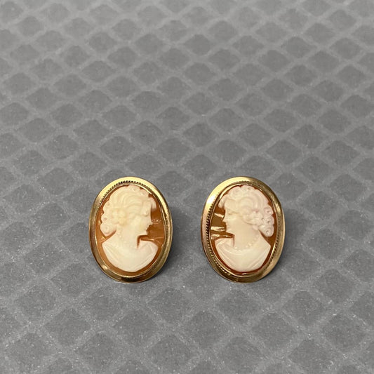 Preowned Yellow Gold and Shell Cameo Bezel Set Stud Earrings