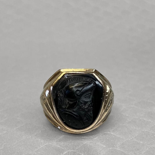 Preowned Yellow Gold and Onyx Cameo Ring