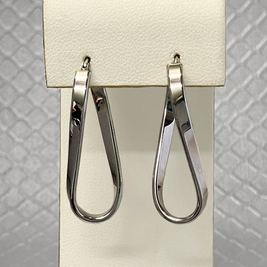 Preowned White Gold Oval Twist Hoop Earrings