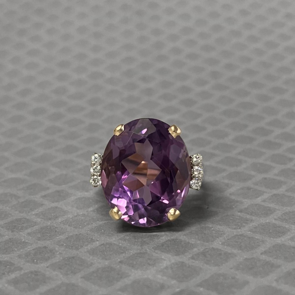 Preowned Yellow Gold Oval Amethyst and Diamond Ring