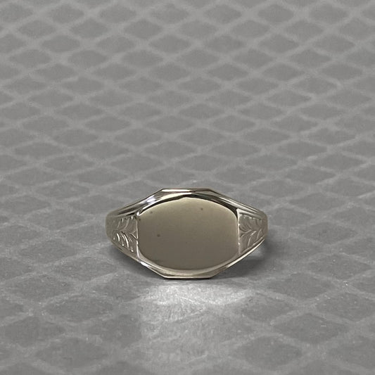 Preowned White Gold Engraved Signet Ring