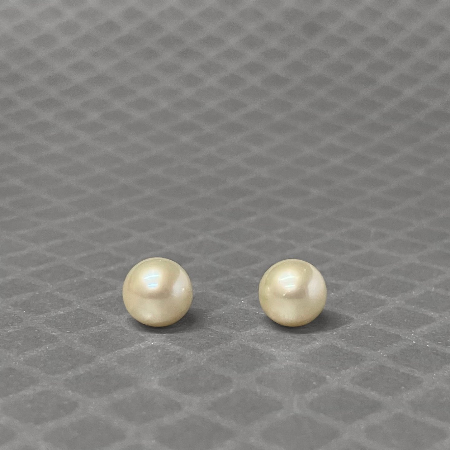 Preowned Yellow Gold and Akoya Saltwater Pearl Stud Earrings