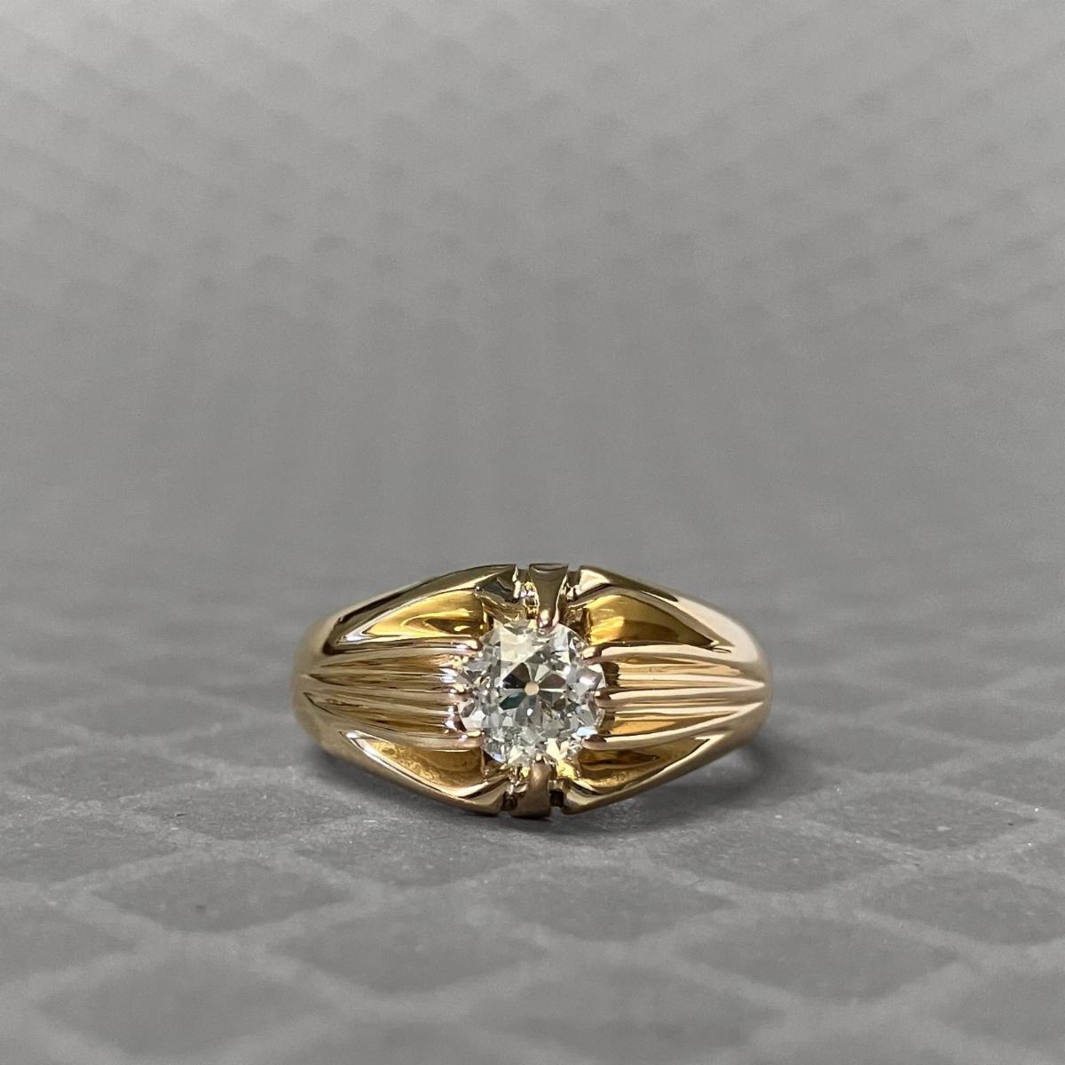 Preowned Yellow Gold and Old European Cut Diamond Ribbed Ring