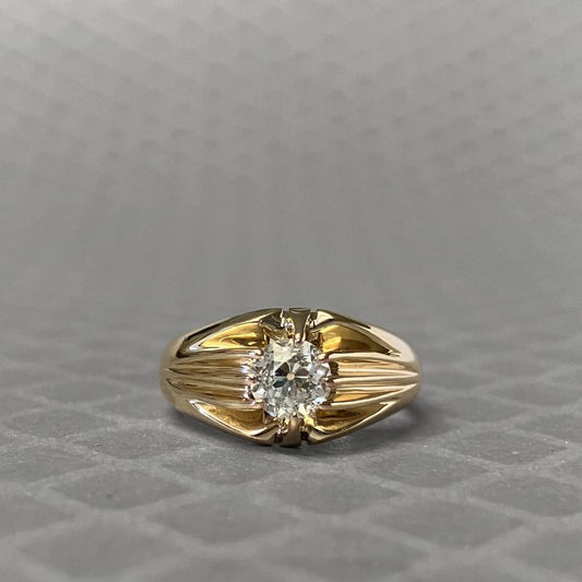 Preowned Yellow Gold and Old European Cut Diamond Ribbed Ring