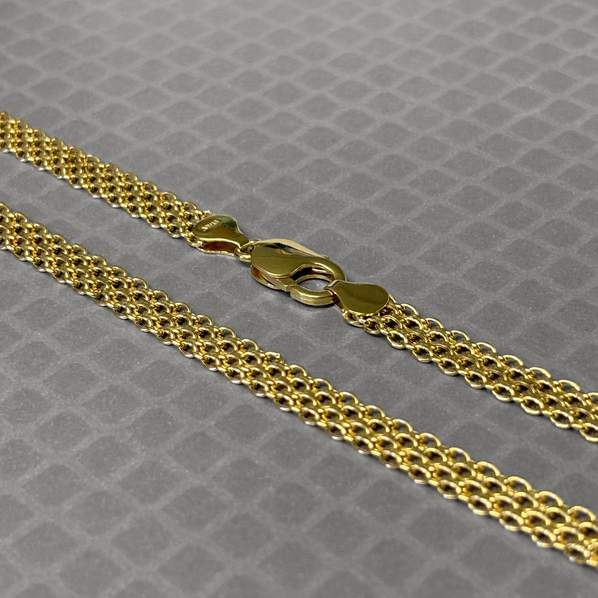 Preowned Yellow Gold Bismarck Collar
