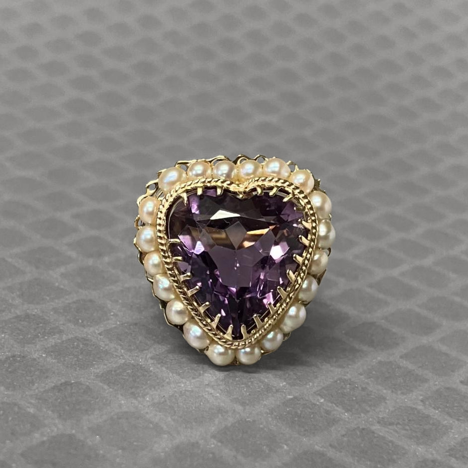 Preowned Yellow Gold Heart Shaped Amethyst and Pearl Ring